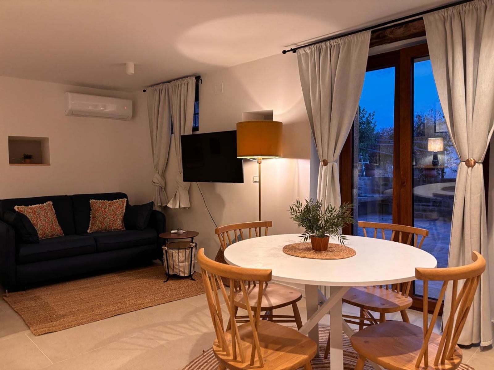 Apartments Grožnjan Екстериор снимка