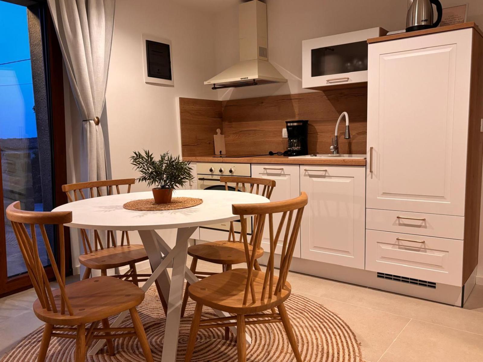 Apartments Grožnjan Екстериор снимка